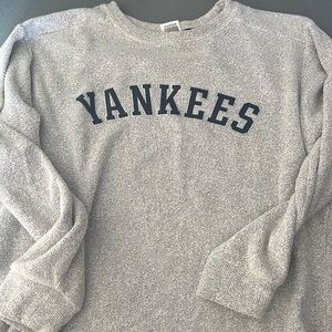 Yankees crew neck sweatshirt